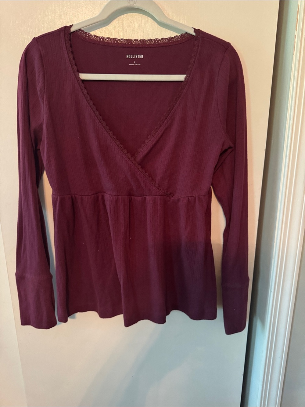 Hollister Babydoll Long Sleeve Burgundy Top Womens Wrap Sz L